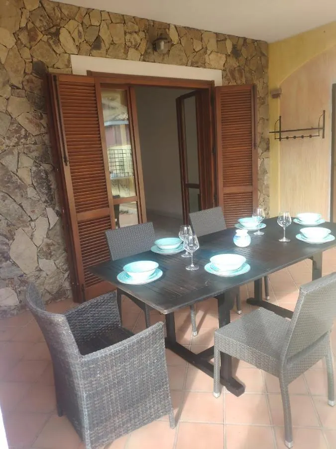 Dom wakacyjny Willa Il Borgo Del Sole Villasimius Włochy